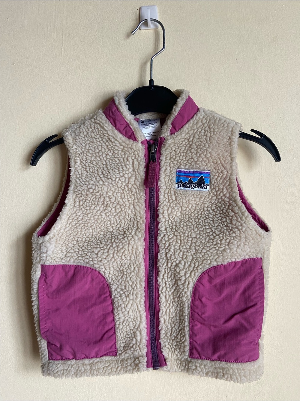 2T Patagonia Baby Retro-X Cream Sherpa Vest with Pink Lining